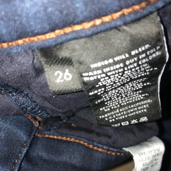 J Brand Skinny Leg in Ink Dark Wash Jeans - Picture 8 of 8